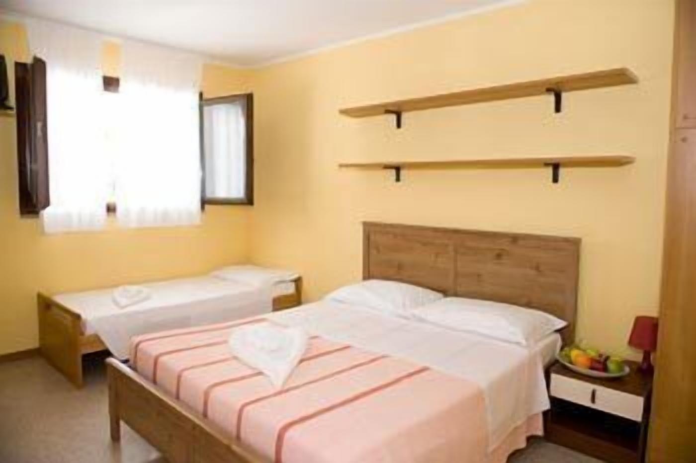 Hotel Rosa Dei Venti Линьяно-Саббьядоро Экстерьер фото